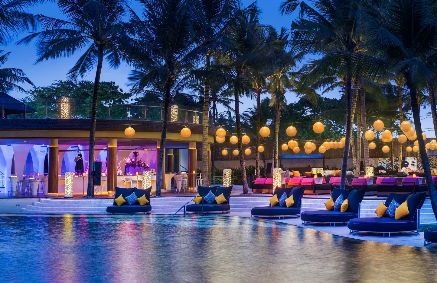 woobar.webp (source: balibeachclubpass.com)